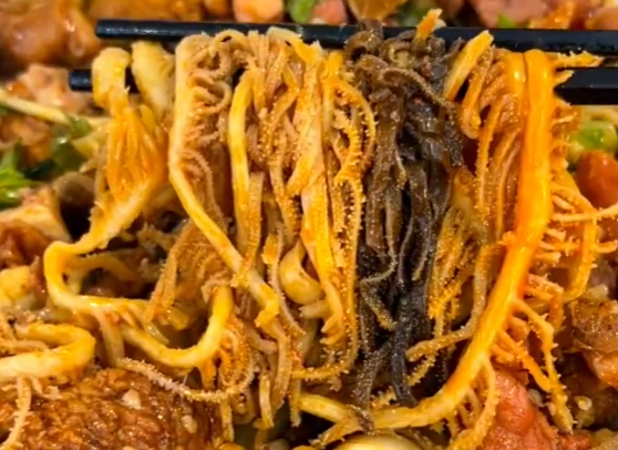 麻辣燙和冒菜有什么不同？快來(lái)看看這兩個(gè)的區(qū)別