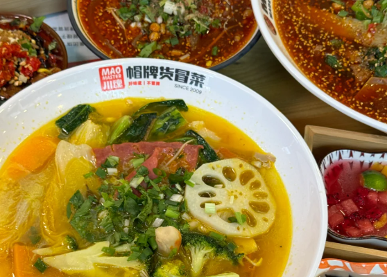 開一家麻辣燙店大概需要多少錢，帽哥告訴你